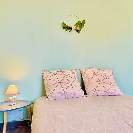 Apartment Coeur De Fos-centre Ville-clim-plages-parking-4 Personnes Fos-sur-Mer